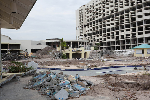 St_Regis_Demolition_20071025_Bal_Harbor_FL-0135