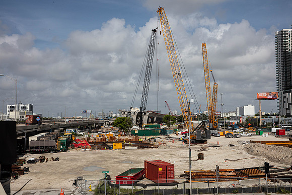 20210721_Connecting_Miami_75A3307
