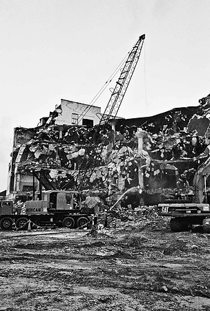53249_FM_BW_PERFORMING_ARTS_CENTER_FL_01_01
