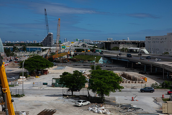 20201026_Connecting_Miami__75A6327