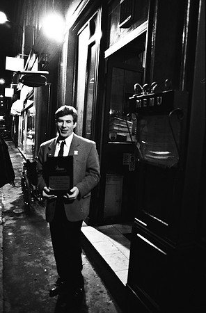 2517_FM_BW_35MM_CW_FOLES_1992_020