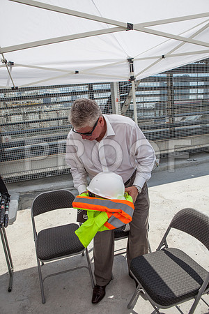 20120614-DG_Govenor_Rick_Scott_Visite_MT_Miami_FL_IMG-6415