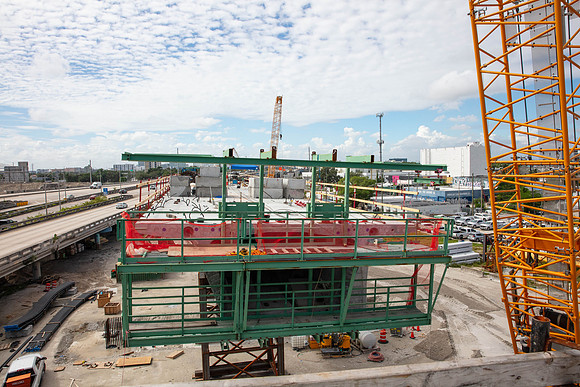 20201026_Connecting_Miami__75A6303