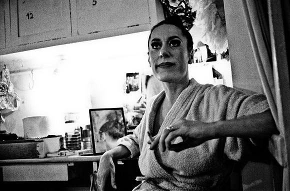 2515_FM_BW_35MM_CW_FEB_1992_002