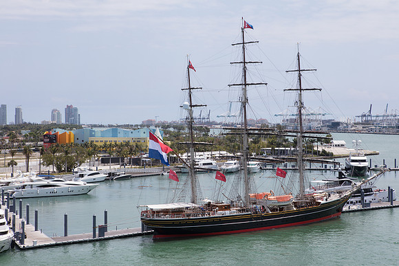 20170426_Island_Garden_Marina_S5D0359