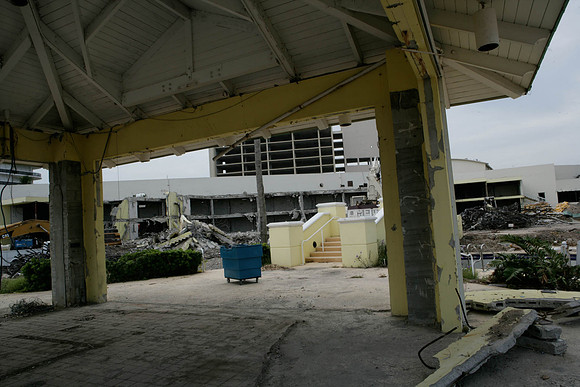 St_Regis_Demolition_20071025_Bal_Harbor_FL-0148-2