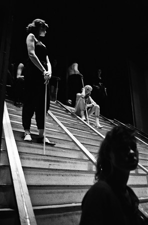 2523_FM_BW_35MM_CW_FOLES_JAN_1991_17