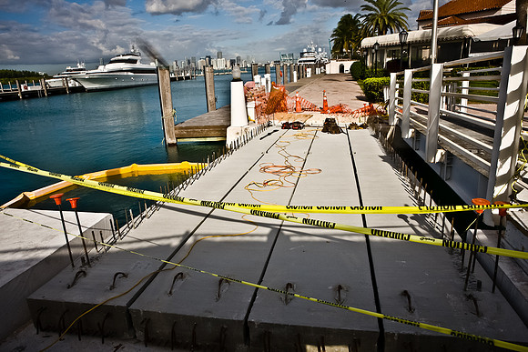 20120611_0040_DG_sk_Island_Beach_Club_Contration_FL_USA_2009_DG_5L8Y1702-2