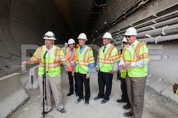 20120614-DG_Govenor_Rick_Scott_Visite_MT_Miami_FL_IMG-6995