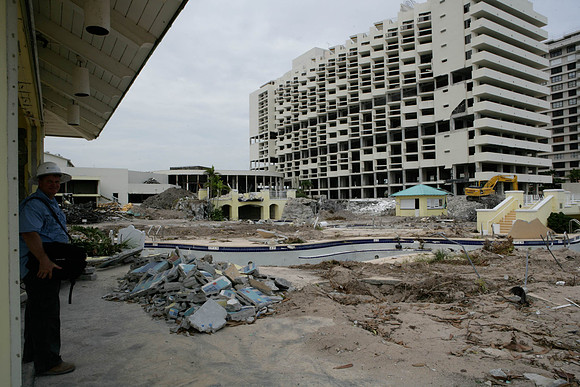 St_Regis_Demolition_20071025_Bal_Harbor_FL-0130-2