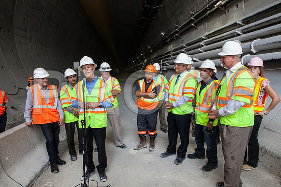 20120614-DG_Govenor_Rick_Scott_Visite_MT_Miami_FL_IMG-7129