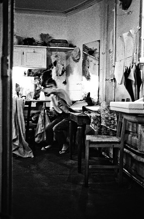 2515_FM_BW_35MM_CW_FEB_1992_029