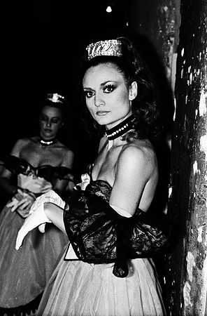 2524_FM_BW_35MM_CW_FOLES_1987_007