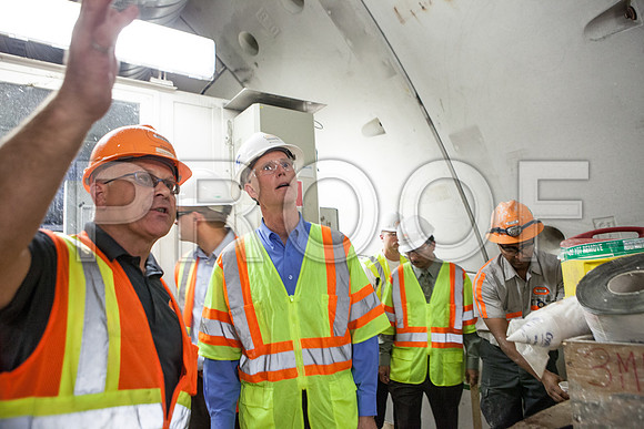 20120614-DG_Govenor_Rick_Scott_Visite_MT_Miami_FL_IMG-6551