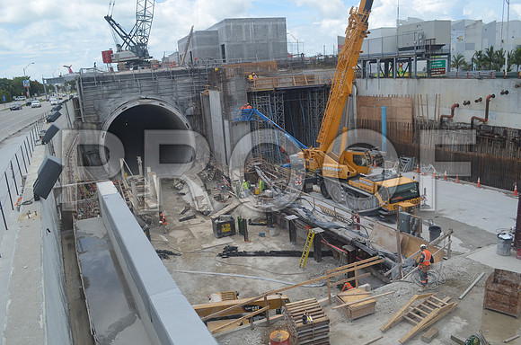 PortMiami_Tunnel_Watson_Island_EASTBOUND_2013-07-13_120000