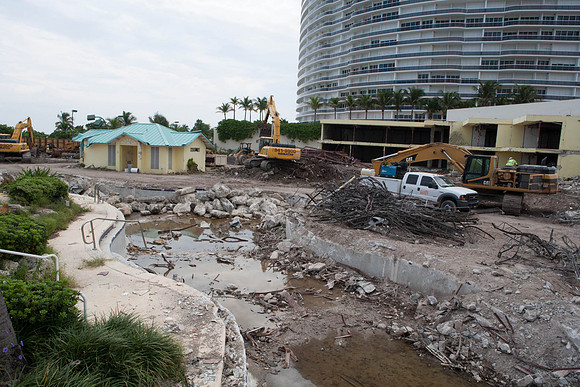 St_Regis_Demolition_20071025_Bal_Harbor_FL-0165
