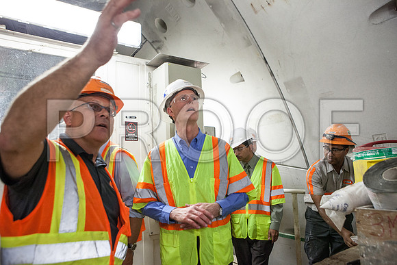 20120614-DG_Govenor_Rick_Scott_Visite_MT_Miami_FL_IMG-6553