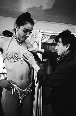 2519_FM_BW_35MM_CW_FOLES_JAN_1992_035