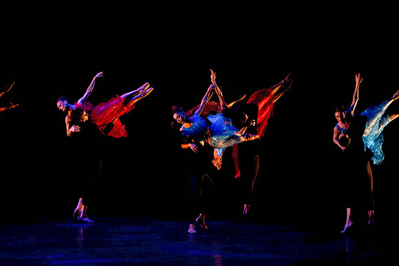 7065_DG_Synphonic_Dance_Alexie_Ratmansky_MCB_FL_AL1B9567-Recovered