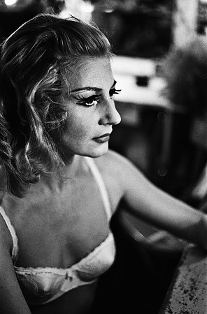 2516_FM_BW_35MM_CW_FOLES_1988_036