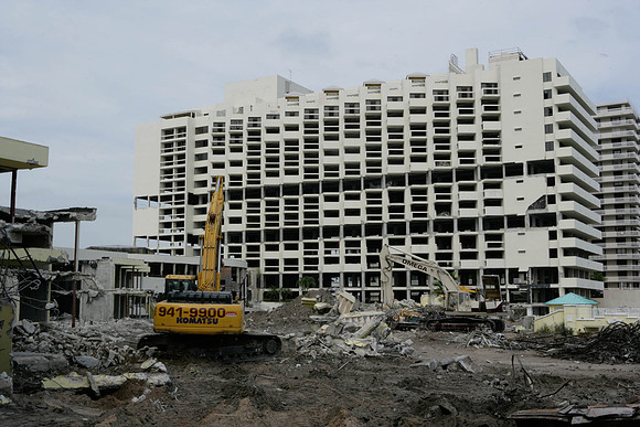 St_Regis_Demolition_20071025_Bal_Harbor_FL-0063-2