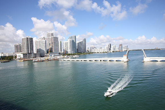 20151216_Meric_park_Shoping_20151216_Venetian_Causeway_Bridge_Project_IMG_5007