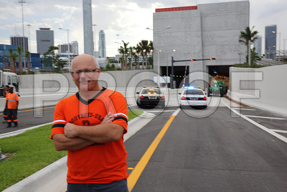 20140802_Miami_Tunnel_9C7C8957