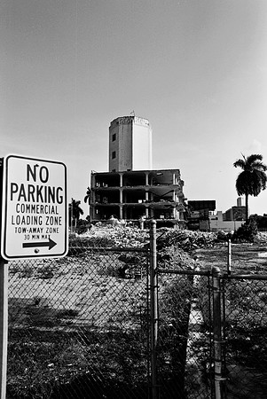 08124_BW_PERFORMING_ARTS_CENTER_01_01
