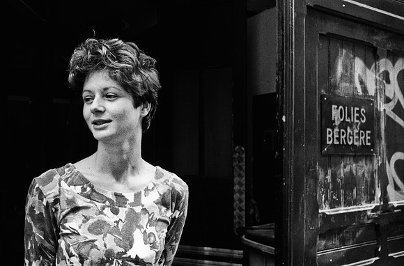2523_FM_BW_35MM_CW_FOLES_JAN_1991_13