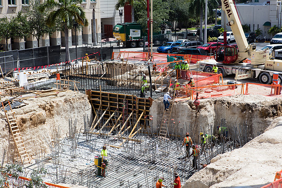 20160810_300_Biscayne_Vice_Moriarty_S5A1245