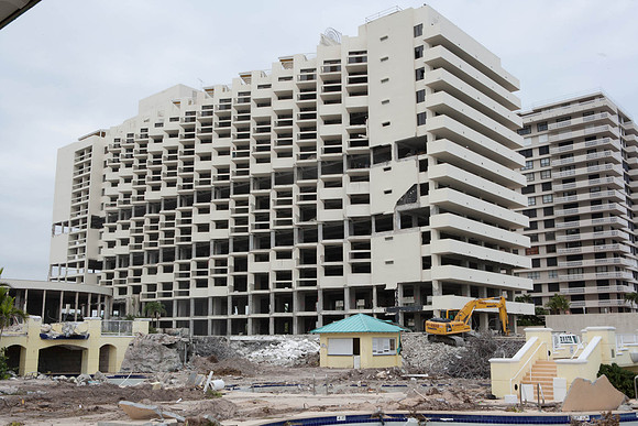 St_Regis_Demolition_20071025_Bal_Harbor_FL-0155