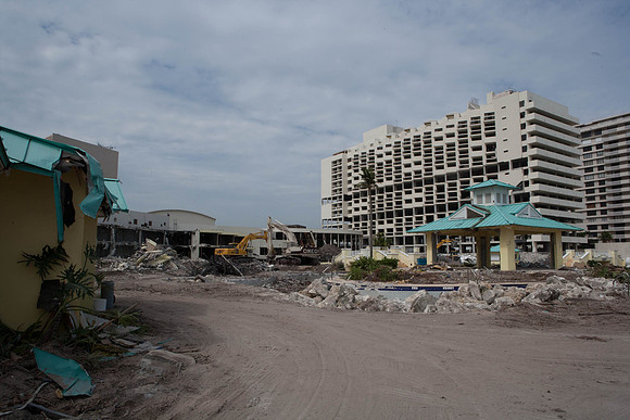St_Regis_Demolition_20071025_Bal_Harbor_FL-0094