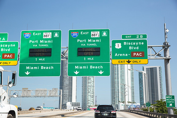 20150401_395_Miami_Architecture_9C7C0050