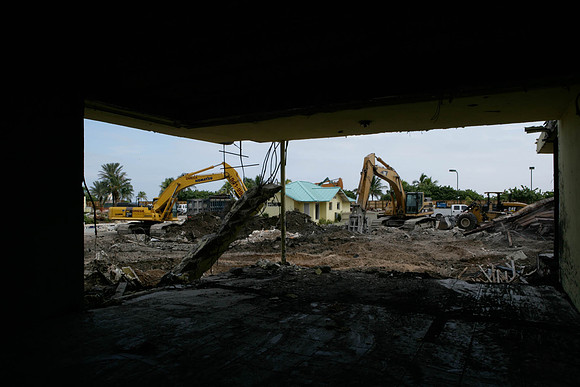 St_Regis_Demolition_20071025_Bal_Harbor_FL-0051-2