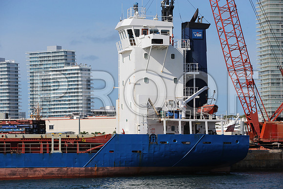 20140820_Miami_beach_Port_Coast_Gard_CG3P2012