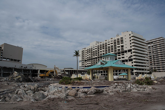 St_Regis_Demolition_20071025_Bal_Harbor_FL-0100