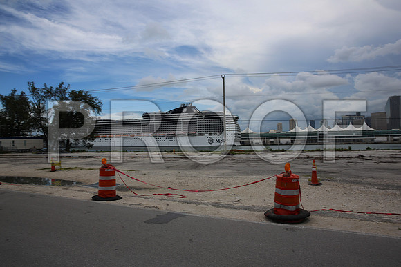 20140802_Miami_Tunnel_9C7C8810