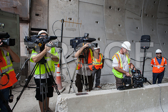 20120614-DG_Govenor_Rick_Scott_Visite_MT_Miami_FL_IMG-7164