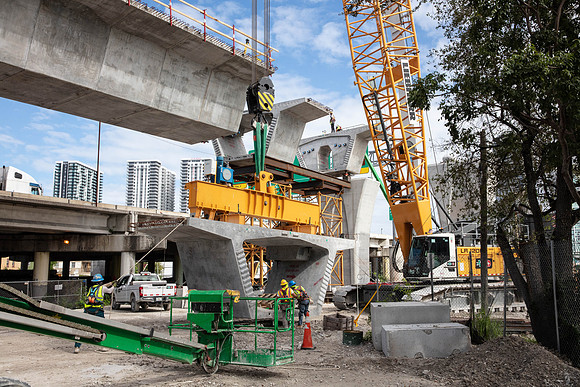 20201116_Connecting_Miami__75A7240