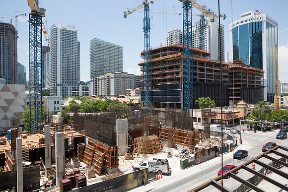 20150727_SLS_Brickell_Heights2_Related_9C7C7915