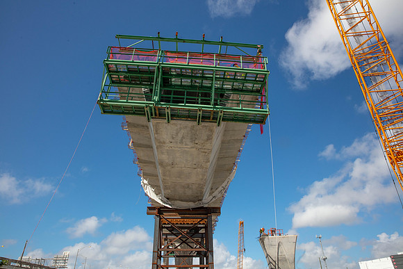 20201026_Connecting_Miami__75A6203
