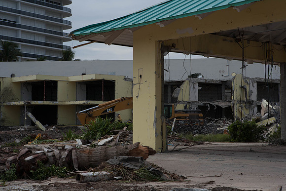 St_Regis_Demolition_20071025_Bal_Harbor_FL-0125