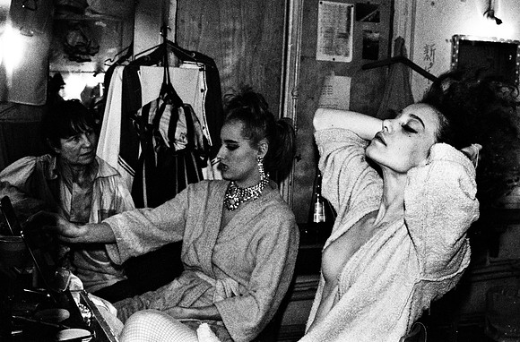 2524_FM_BW_35MM_CW_FOLES_1987_002
