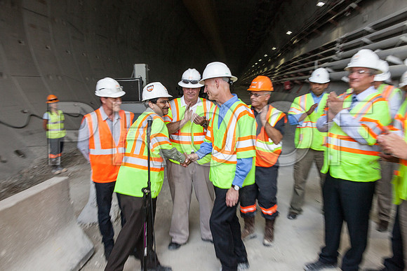20120614-DG_Govenor_Rick_Scott_Visite_MT_Miami_FL_IMG-7078