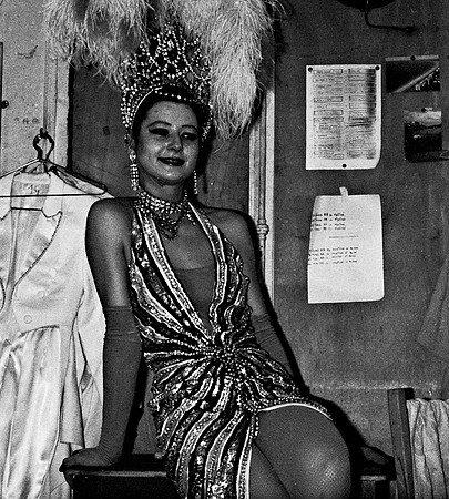 2524_FM_BW_35MM_CW_FOLES_1987_023