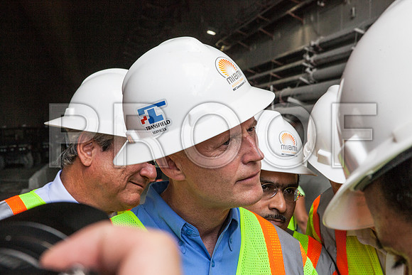 20120614-DG_Govenor_Rick_Scott_Visite_MT_Miami_FL_IMG-7193