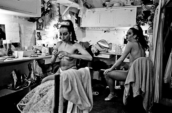 2514_FM_BW_35MM_CW_FOLES_1989_009