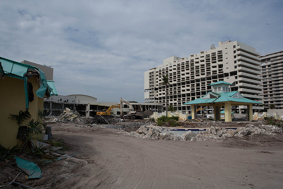St_Regis_Demolition_20071025_Bal_Harbor_FL-0095