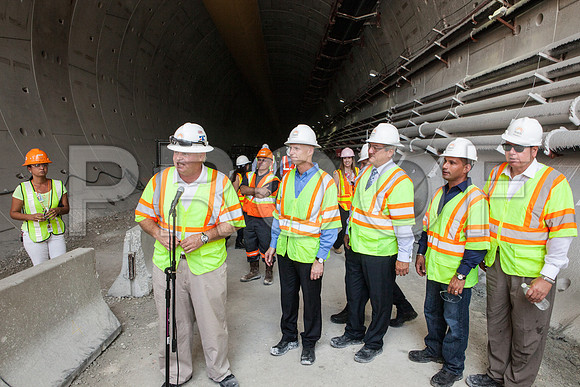 20120614-DG_Govenor_Rick_Scott_Visite_MT_Miami_FL_IMG-6988