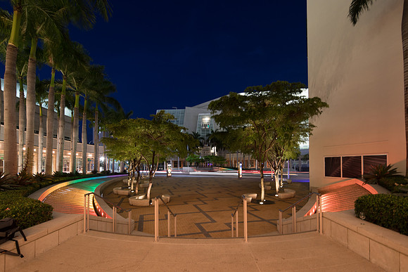 20170614_Arsht_Center_Fountain_73A9078